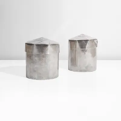 Ceramic artwork from Maak collection