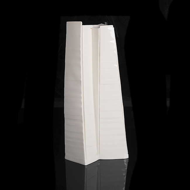 Ceramic artwork from Maak collection