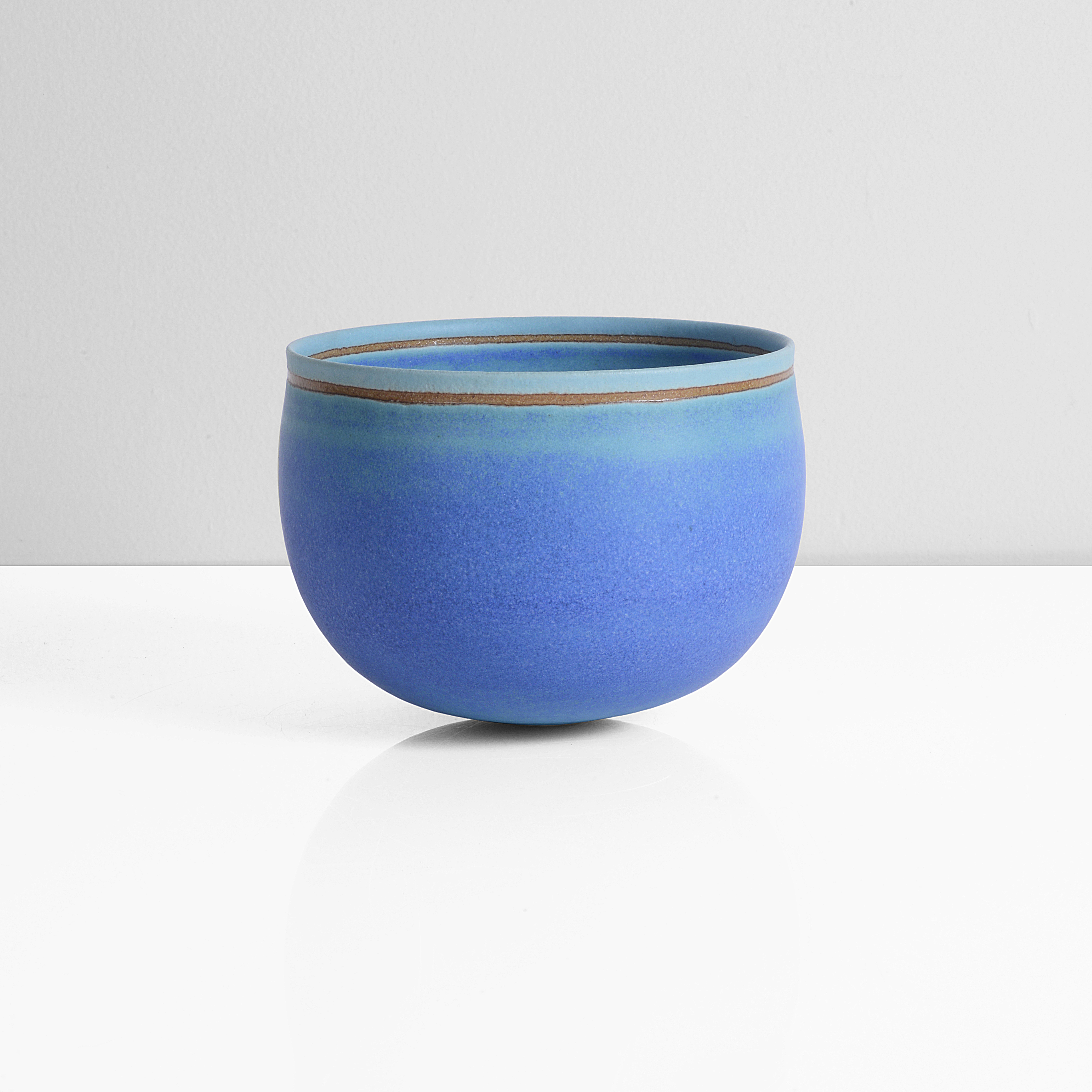 Alev Ebuzziya Siesbye, Bowl c.2003