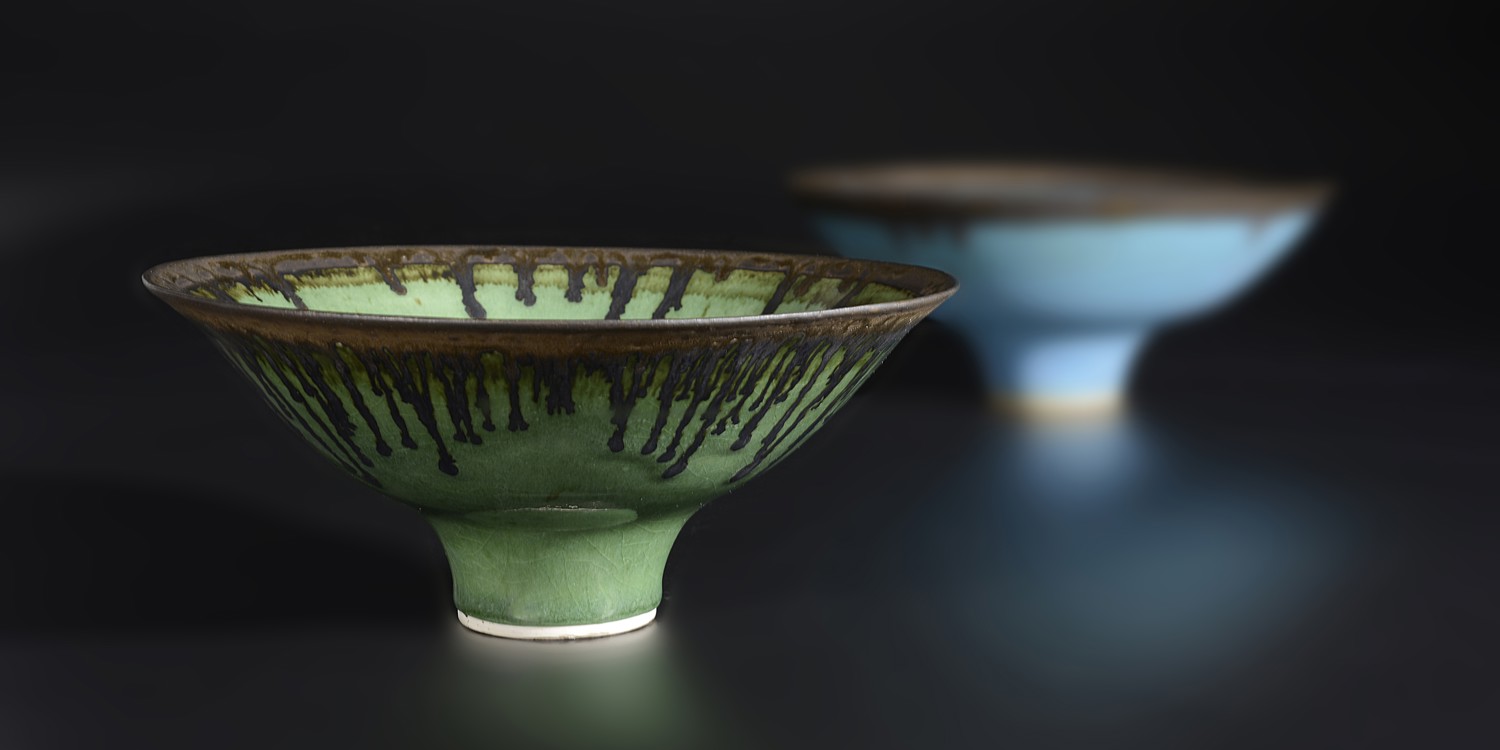 Maak | Lucie Rie (Austrian/British, 1902-1995) Green and Blue Footed Bowls from The Shipley Collection